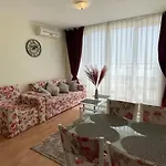 Sea Club & Grand Apartamento Sveti Vlas