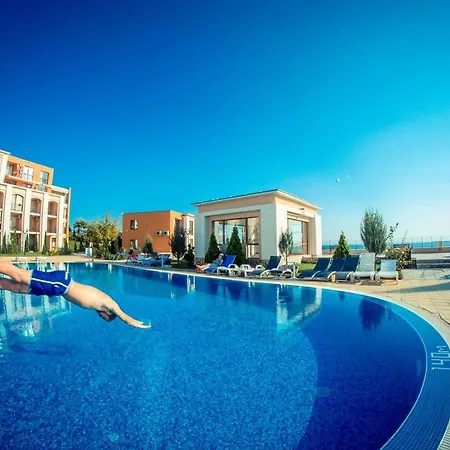 Sea Club - Prestige Sea Viev Apartment Elenite