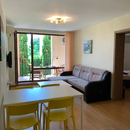 Sea Club - Prestige Sea Viev Apartment Elenite