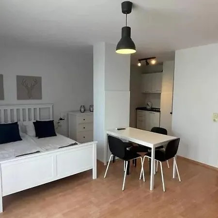 Sea Club & Grand דירה *